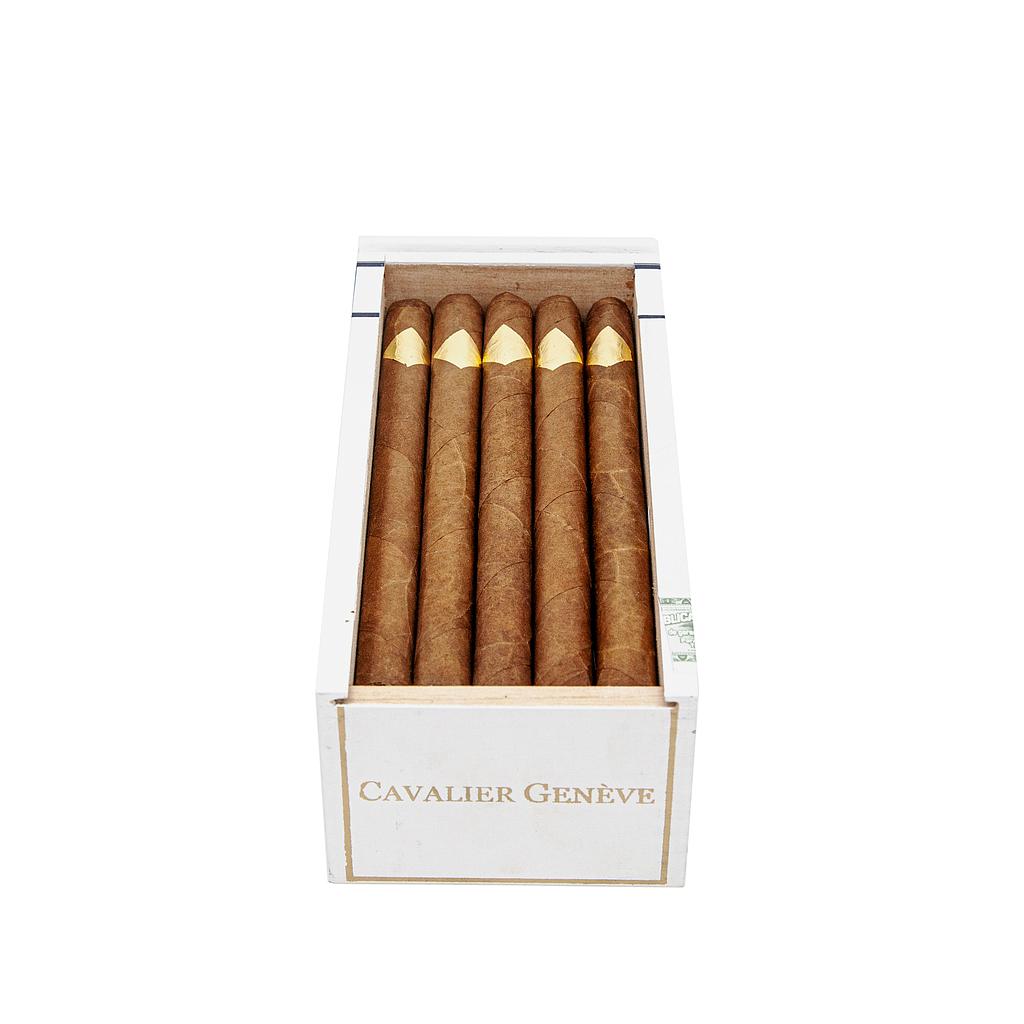 Cavalier White Series Lancero