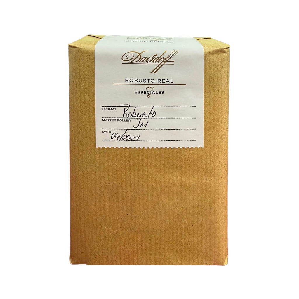 Davidoff Small Batch Robusto Real Especiales 7