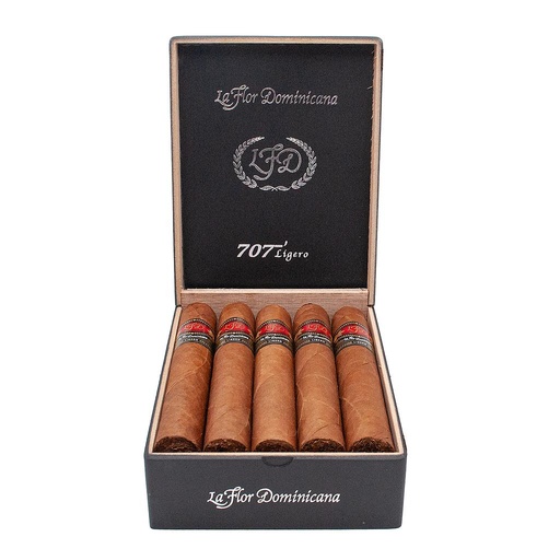 La Flor Dominicana Ligero 707